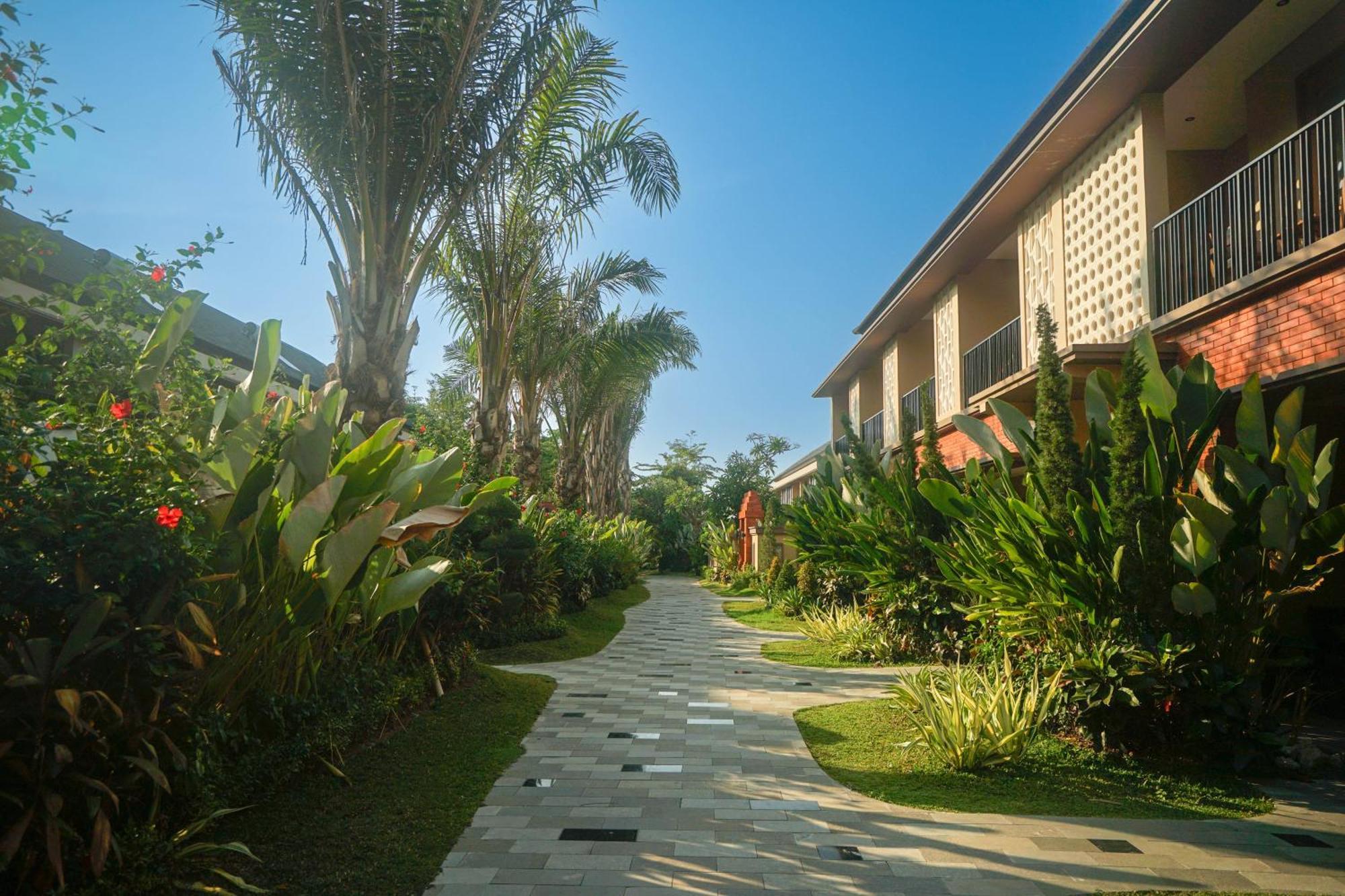 The Grand Villandra Resort Lovina Eksteriør billede